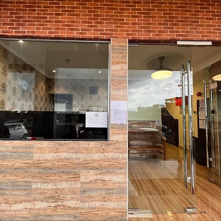I Go Inn Bandar Saujana Putra Kültér fotó